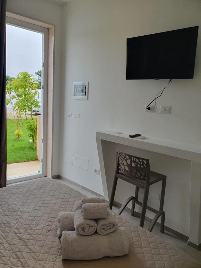 Sea Beach Home Torre Lapillo Bagian luar foto