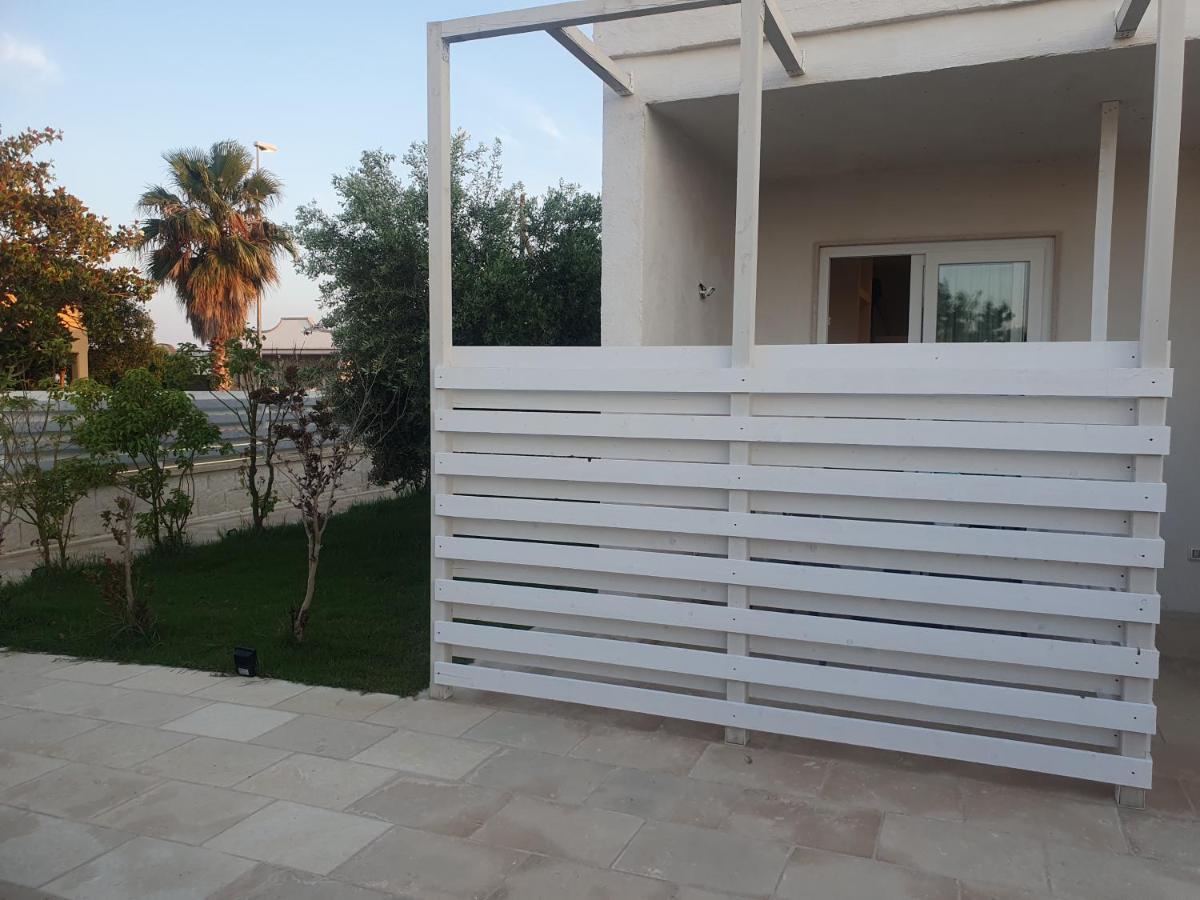 Sea Beach Home Torre Lapillo Bagian luar foto